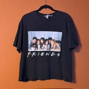 “Friends” H&M T-Shirt M
